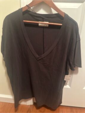We The Free Black V-Neck Short Sleeve Tee